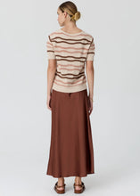 Load image into Gallery viewer, POL LIANA TEE TEXTURED STRIPE PEBBLE/PINK/TOFFEE
