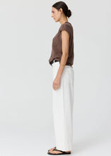 Load image into Gallery viewer, POL ROSIN CABLE KNIT CHOC
