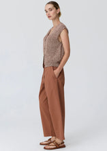 Load image into Gallery viewer, POL RYE KNIT VEST TOFFEE
