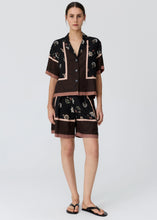 Load image into Gallery viewer, POL TRELLIS SHORT SCARF PRINT
