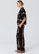 Load image into Gallery viewer, POL TRELLIS PANT SCARF PRINT
