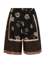 Load image into Gallery viewer, POL TRELLIS SHORT SCARF PRINT
