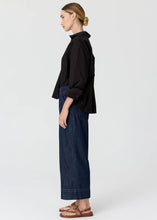 Load image into Gallery viewer, POL ANISE CROP PANT DENIM
