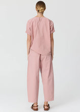 Load image into Gallery viewer, POL IVY CORNELLI EMB TOP PINK/CHALK
