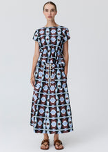 Load image into Gallery viewer, POL THYRA REVERSIBLE TEE THYRA PRINT
