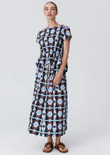 Load image into Gallery viewer, POL THYRA REVERSIBLE TEE THYRA PRINT
