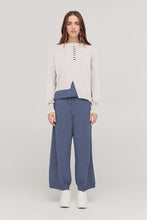 Load image into Gallery viewer, TAYLOR FLUCTUATE SWEATER IVORY/BLACK
