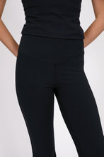 Load image into Gallery viewer, MARLOW PULSE FLARE BLACK
