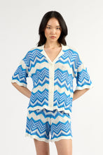 Load image into Gallery viewer, TUESDAY REVERE TOP BLUE CHEVRON
