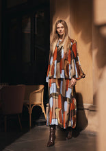 Load image into Gallery viewer, MOS KOA PLEATED SKIRT
