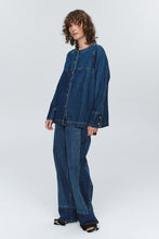Load image into Gallery viewer, MARLE SEAM SHIRT WASHED INDIGO
