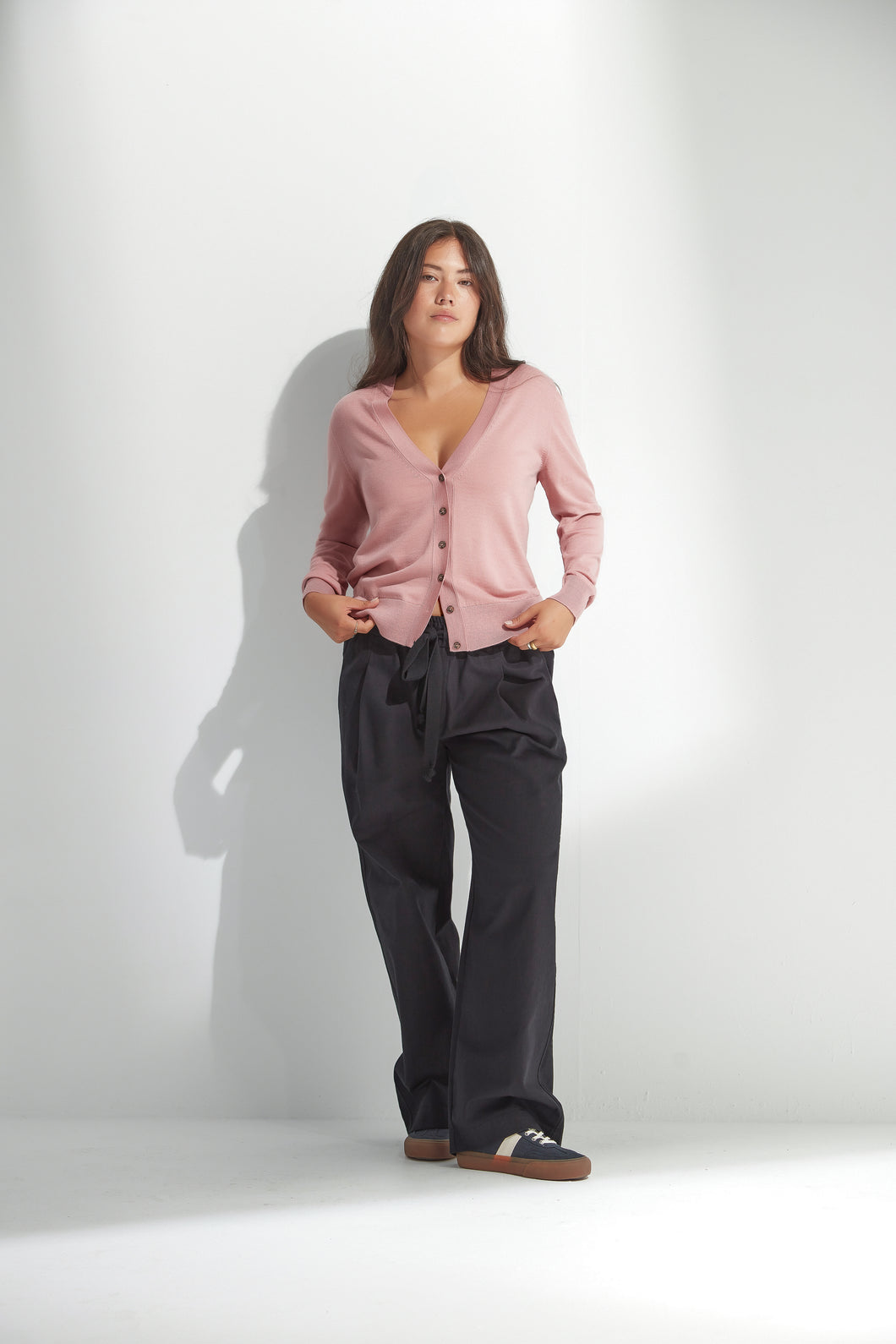 STANDARD ISSUE MERINO LONG V CARDIGAN CORAL