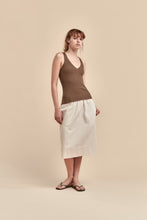 Load image into Gallery viewer, STANDARD ISSUE MERINO RIB V NECK TANK TRUFFLE
