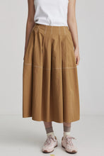 Load image into Gallery viewer, RICOCHET CARTER SKIRT TAN
