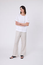 Load image into Gallery viewer, MARLOW SABLE LINEN TOP WHITE
