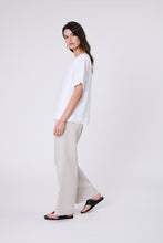 Load image into Gallery viewer, MARLOW SABLE LINEN TOP WHITE
