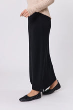 Load image into Gallery viewer, MARLOW SERENE MERINO SKIRT BLACK
