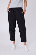 Load image into Gallery viewer, MARLOW SILO BARREL PANT BLACK
