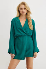 Load image into Gallery viewer, SOVERE ARLO MINI DRESS VERED
