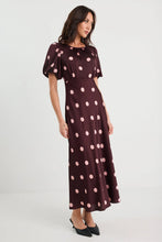 Load image into Gallery viewer, STORIES BE TOLD STAGE PLUM POLKA DOT PUFF SLEEVE SATIN FLOATY MAXI DRESS
