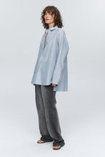 Load image into Gallery viewer, MARLE TAB SHIRT BLEU STRIPE
