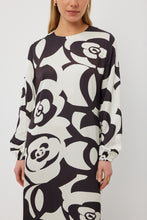 Load image into Gallery viewer, TUESDAY MAGGIE DRESS MONO FLOWER
