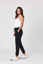 Load image into Gallery viewer, MARLOW TRAVEL PANT BLACK
