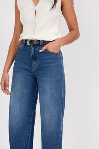 MARLOW THE CURVE BARREL JEAN TRUE BLUE