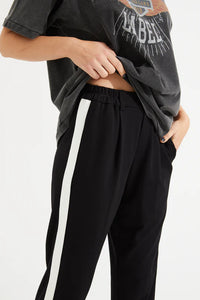 TUESDAY BOBBIE PANTS BLACK/WHITE SINGLE STRIPE