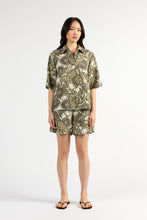 Load image into Gallery viewer, TUESDAY UMPIRE SHORTS OLIVE PAISLEY
