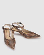 Load image into Gallery viewer, CHAOS &amp; HARMONY UMA HEEL NATURAL SNAKE
