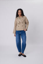 Load image into Gallery viewer, MARLOW UNITY SHORT TRENCH
