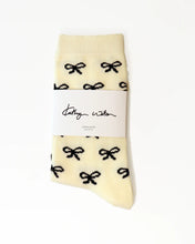Load image into Gallery viewer, KATHRYN WILSON BOW SOCKS BLACK BOW
