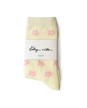 Load image into Gallery viewer, KATHRYN WILSON PETAL SOCKS CREAM/PINK
