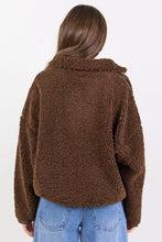Load image into Gallery viewer, STORIES BE TOLD UNTOLD CHOCOLATE CONTRAST DETAIL QUARTER ZIP SHERPA SWEATSHIRT
