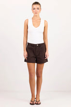 Load image into Gallery viewer, IVY + JACK KINDLY POCKET FRONT DENIM SHORT DARK CHOCOLATE
