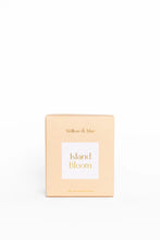 Load image into Gallery viewer, WILLOW &amp; MAE ISLAND BLOOM SOY CANDLE PEACH
