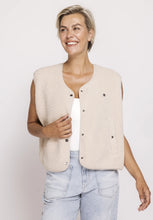 Load image into Gallery viewer, ZHRILL EREN VEST OFF WHITE
