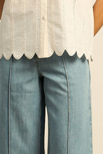 Load image into Gallery viewer, ZOE KRATZMANN COMPASS SHORT LIGHT WASHED DENIM
