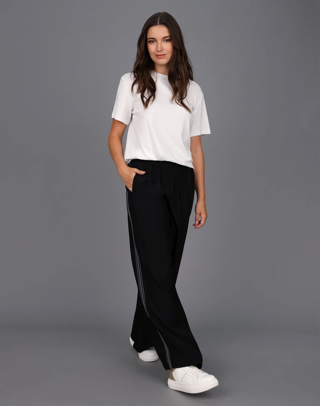 STORM CONTRAST WIDE LEG PANT