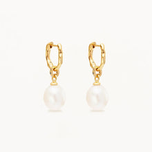 Load image into Gallery viewer, BY CHARLOTTE GOLD EMBRACE STILLNESS PEARL HOOPS

