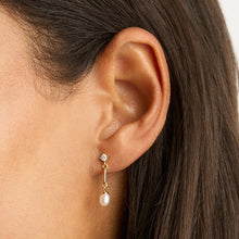 Load image into Gallery viewer, BY CHARLOTTE GOLD EMBRACE STILLNESS PEARL DROP EARRING
