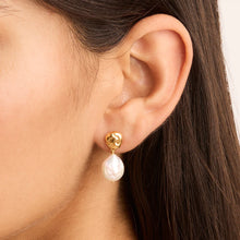 Load image into Gallery viewer, GOLD ENDLESS GRACE PEARL DROP EARRINGS
