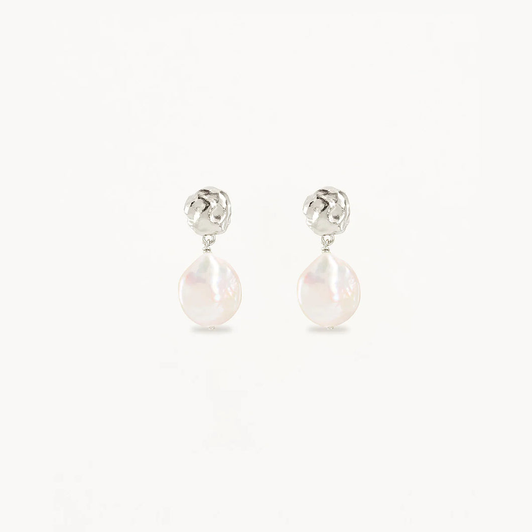 SILVER ENDLESS GRACE PEARL DROP EARRING