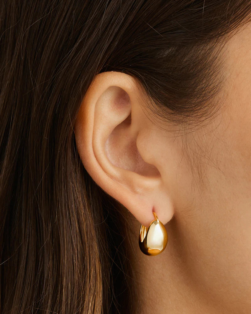 BY CHARLOTTE GOLD SUNKISSED SMALL HOOPS