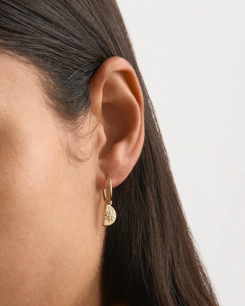 BY CHARLOTTE GOLD LOTUS HOOPS (NEW)