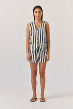 Load image into Gallery viewer, TUESDAY ELECTRIC SHORTS
