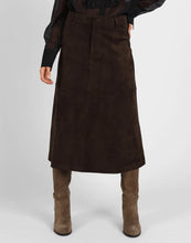 Load image into Gallery viewer, STORM FAUX SUEDE MIDI SKIRT CHOCOLATE
