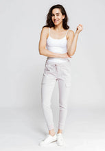Load image into Gallery viewer, ZHRILL DAISEY PANT LAVENDER N6315
