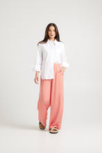 Load image into Gallery viewer, TUESDAY GEORGE SHIRT BIG WHITE

